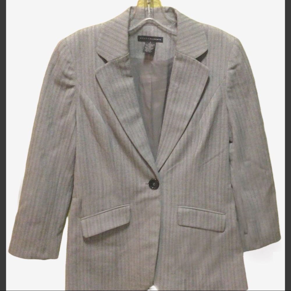 Womens jacket, size 6